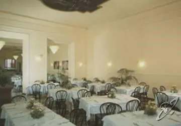 Roma Hotel